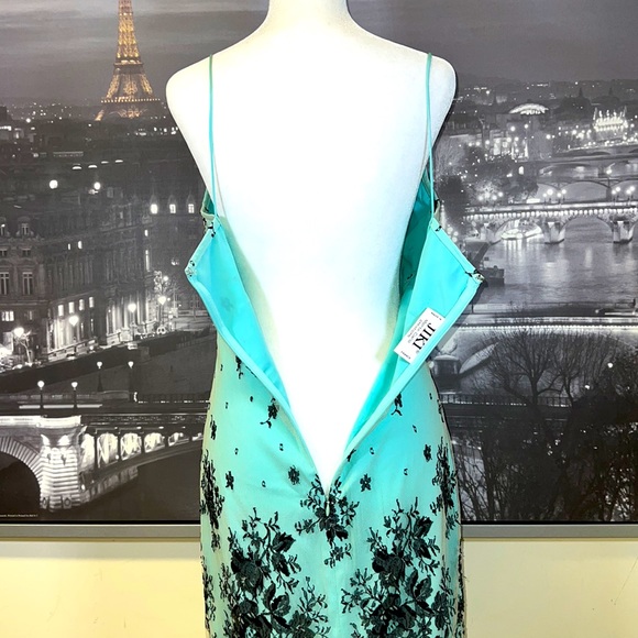 JIKI MONTE CARLO TURQUOISE EVENING DRESS - Picture 8 of 11